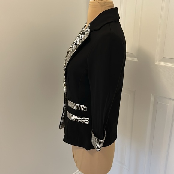 Joseph Ribkoff Black/Gold Ponte Blazer - Picture 3 of 8